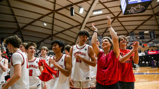 Lincoln Gresham 6A Oregon boys basketball quarterfinal Naji Saker -123